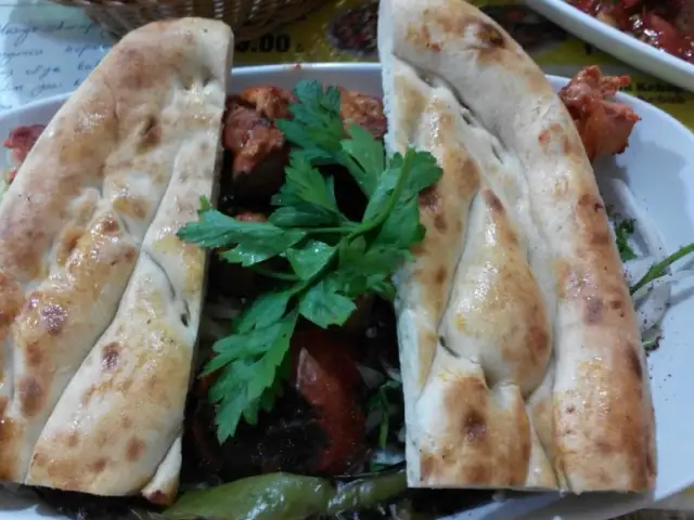 Gaziantep Közde Künefe Kebap Salonu'nin yemek ve ambiyans fotoğrafları 21