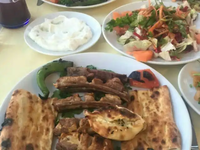 Adana Dede Kebap Salonu'nin yemek ve ambiyans fotoğrafları 1