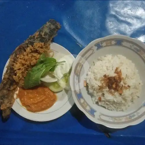 Gambar Makanan Pecel Lele Hj Enthuk, Cibinong 3