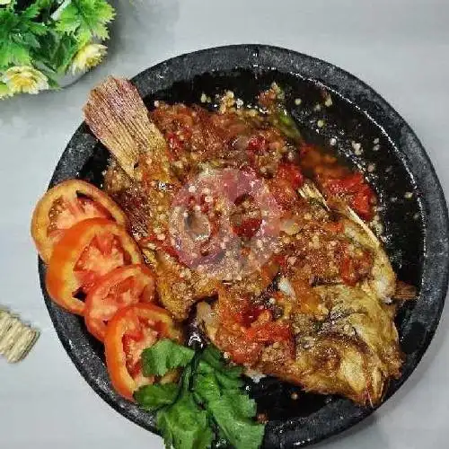 Gambar Makanan Ayam Penyet Sambel Kemangi, Jl. Depsos Raya No.35 10