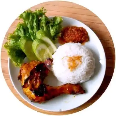 Gambar Makanan Ayam Goreng , Salad Buah , Sop Buah, Warung Kyla, Babakan Ciparay 6