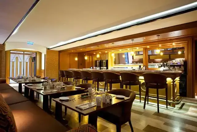 Divan Hotel Pub'nin yemek ve ambiyans fotoğrafları 27