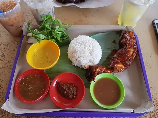 Nasi Dulang Daun Pisang