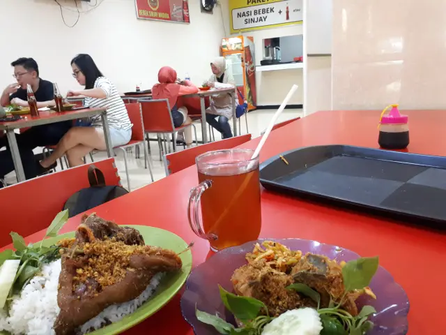 Gambar Makanan Nasi Bebek Sinjay 4