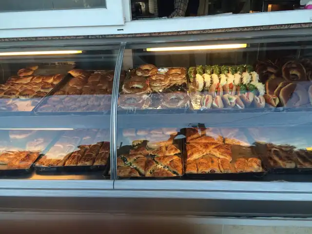 Narlıdere Gevrek & Boyoz Fırını'nin yemek ve ambiyans fotoğrafları 15