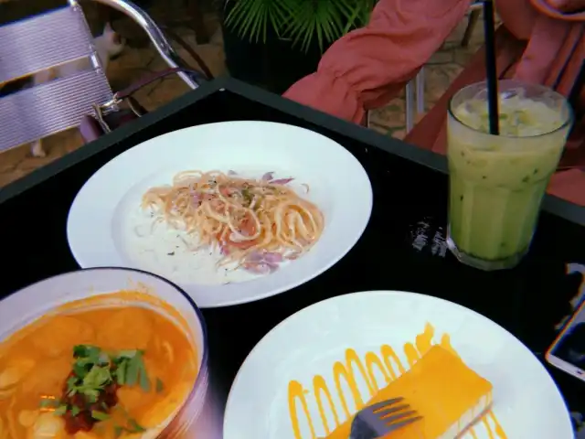D'Beteng Cafe Food Photo 3