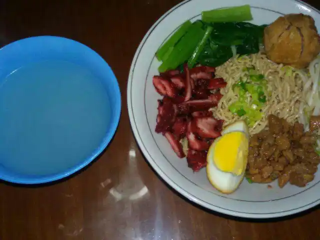 Gambar Makanan Bakmi Rossy 7