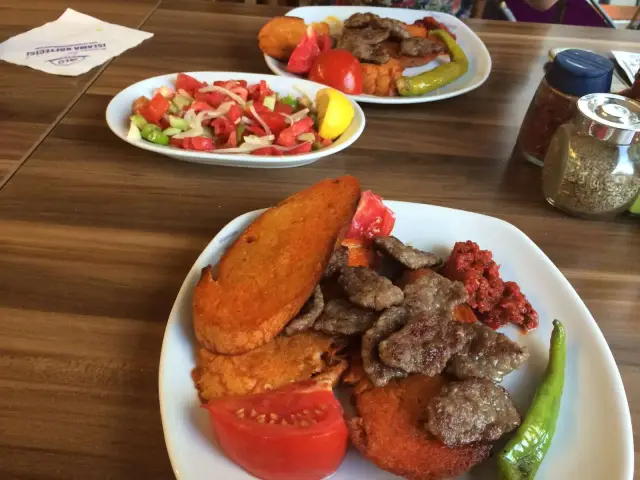 AKO Ahmet Usta Islama Köftecisi'nin yemek ve ambiyans fotoğrafları 64