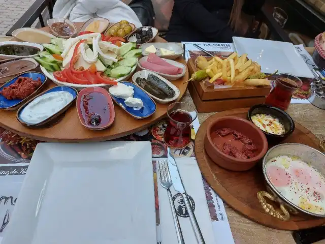 Boss Man Cafe&Restaurant'nin yemek ve ambiyans fotoğrafları 3