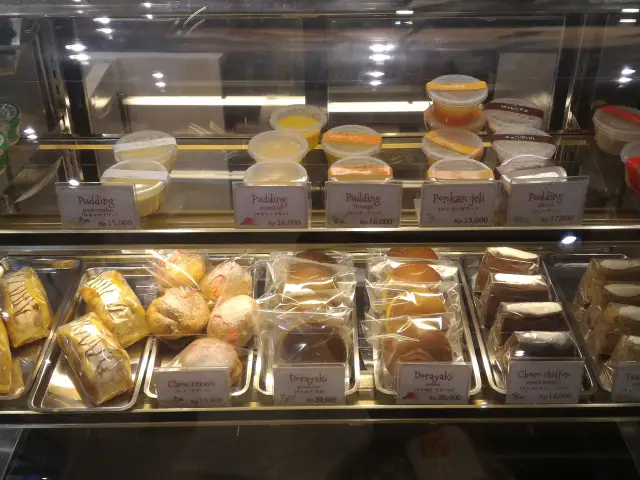 Gambar Makanan Little Tokyo Bakery 12