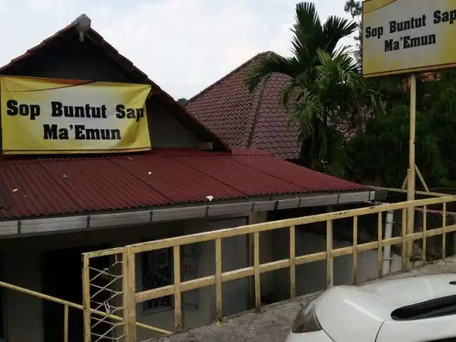 Gambar Makanan Sop Buntut Sapi Ma' Emun 8