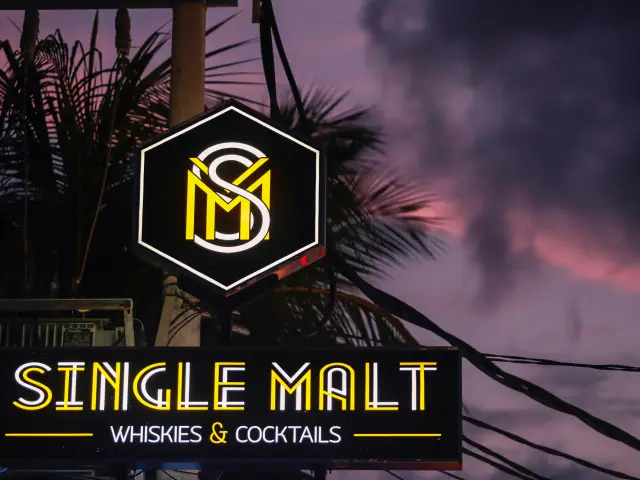 Gambar Makanan Single Malt Bali  - Whiskies and Cocktails 2