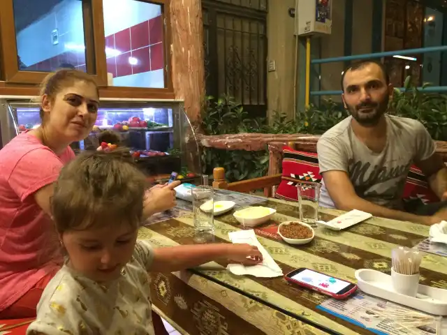 Grand Ocakbaşı Pide Ve Kebap Salonu'nin yemek ve ambiyans fotoğrafları 2