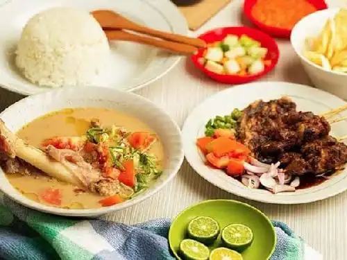 Sop Kaki Kambing Tiga Saudara (Axc Summarecon)