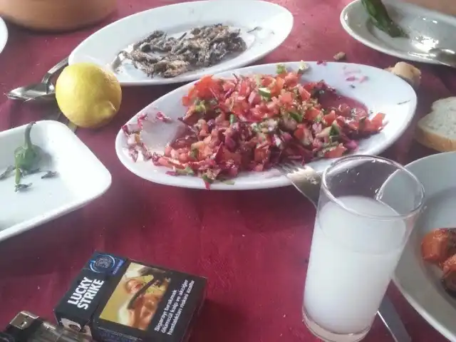 Firuzköy Göl Kenarı'nin yemek ve ambiyans fotoğrafları 3