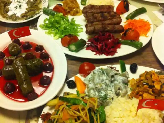 Güler Osmanlı Mutfağı'nin yemek ve ambiyans fotoğrafları 36
