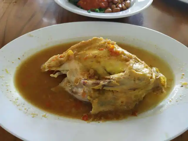 Gambar Makanan Ayam Betutu Khas Gilimanuk Bali 19