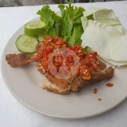 Gambar Makanan Ayam Geprek Mbak Tini 15