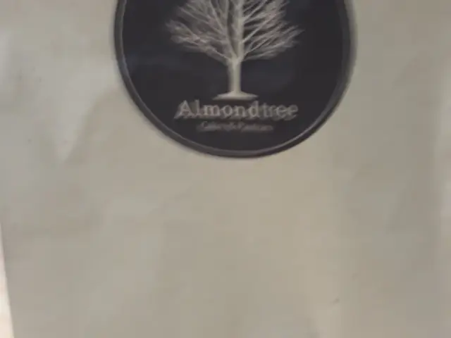 Gambar Makanan Almondtree 6