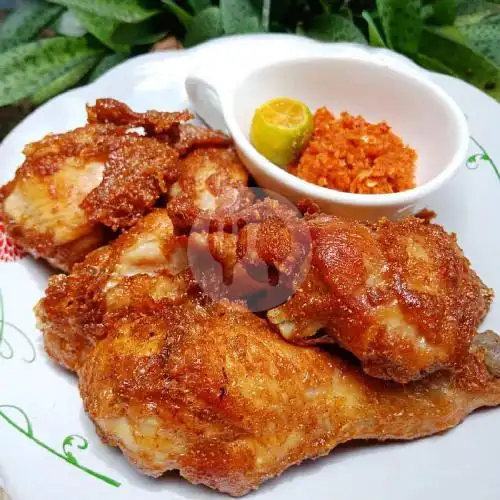 Gambar Makanan Ayam Goreng & Bakar Rizky, Babakan Baru Bandung 17