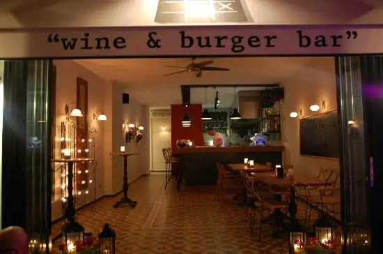 OX Wine & Burger Bar'nin yemek ve ambiyans fotoğrafları 12