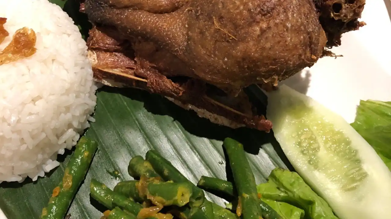 Bebek Tepi Sawah