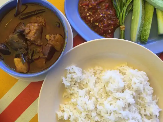 Sik Gulai Batang Pisang Food Photo 2