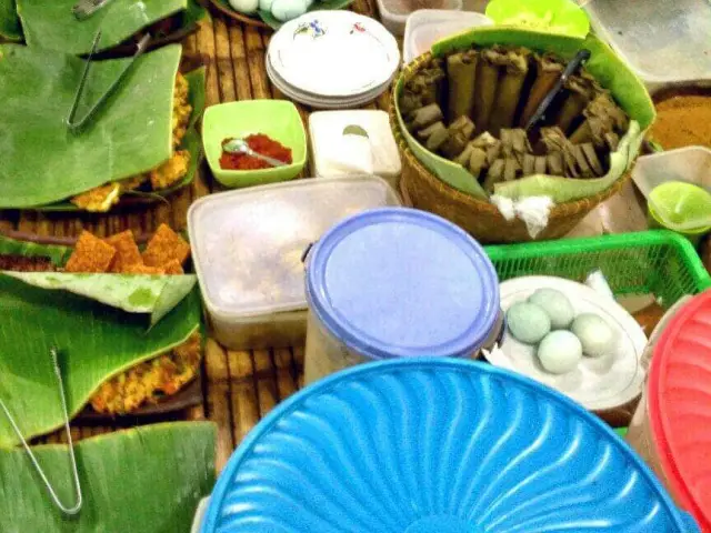 Gambar Makanan Pecel Pincuk Ibu Ida 19