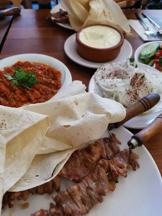 Şehzade Cağ Kebap'nin yemek ve ambiyans fotoğrafları 59