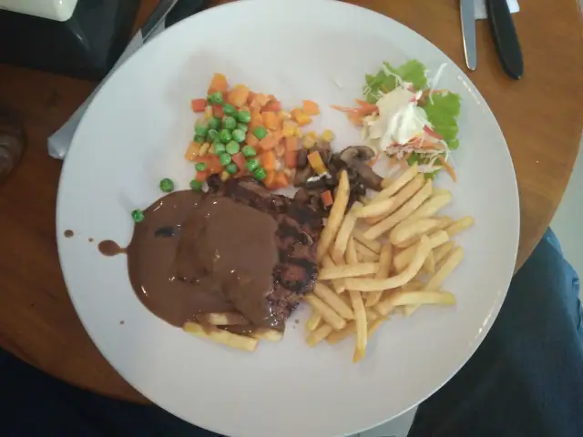 Gambar Makanan Tree House Cafe 14