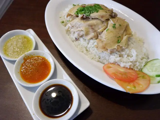 Lobby Cafe - B Hotel Quezon City Food Photo 10