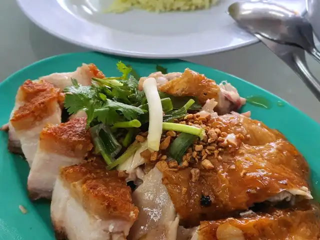 Garlic Roasted Chicken Rice Food Photo 3