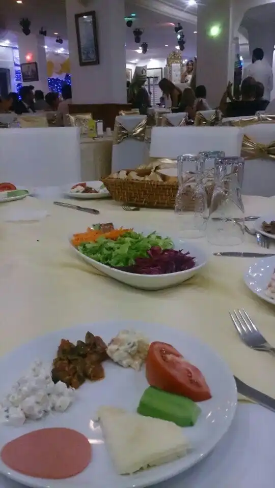 Diyar Restaurant & Düğün Salonu'nin yemek ve ambiyans fotoğrafları 13