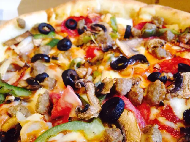 Gambar Makanan Domino's Pizza 8