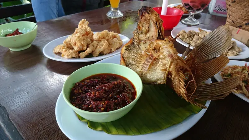 Gambar Makanan Rumah Makan Rindang Alam 5