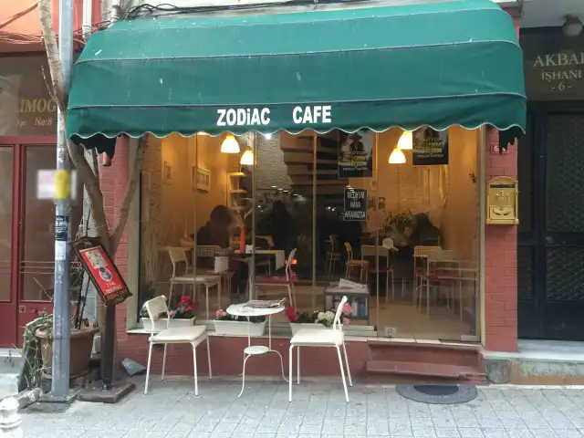 Zodiac Cafe'nin yemek ve ambiyans fotoğrafları 3