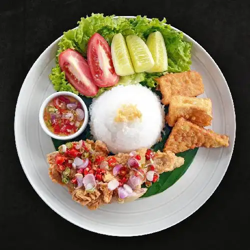 Gambar Makanan Muaro Terrace Cafe & Resto, Padang 8