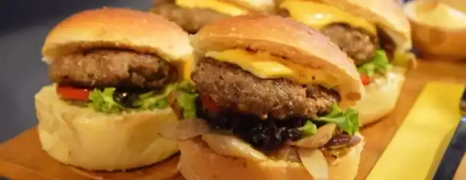 So Big Burger'nin yemek ve ambiyans fotoğrafları 17