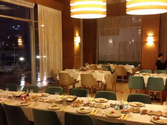 Alarga Restaurant'nin yemek ve ambiyans fotoğrafları 3