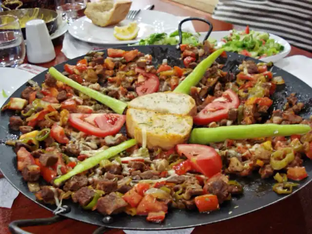 Osmangazi Korusu Ziya Şark Sofrası'nin yemek ve ambiyans fotoğrafları 12