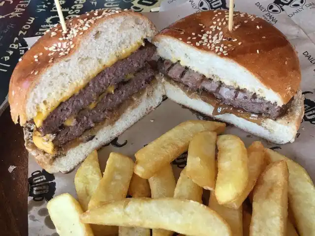 Daily Dana Burger & Steak'nin yemek ve ambiyans fotoğrafları 60