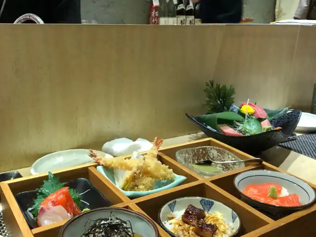 Sushi Kinmedai Food Photo 3