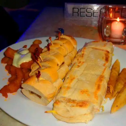 Republiq - The Club Food Photo 10