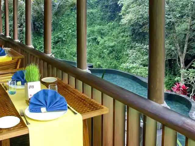 Gambar Makanan River Cafe - Maya Ubud Resort & Spa 5