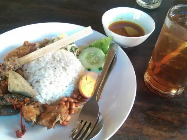 Gambar Makanan Nasi Ayam Kedewatan Ibu Mangku 18