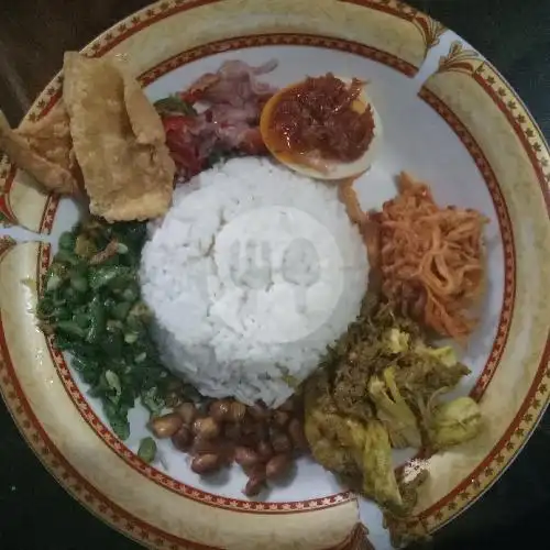 Gambar Makanan Warung Nasi Betutu Lumbung, Denpasar 3