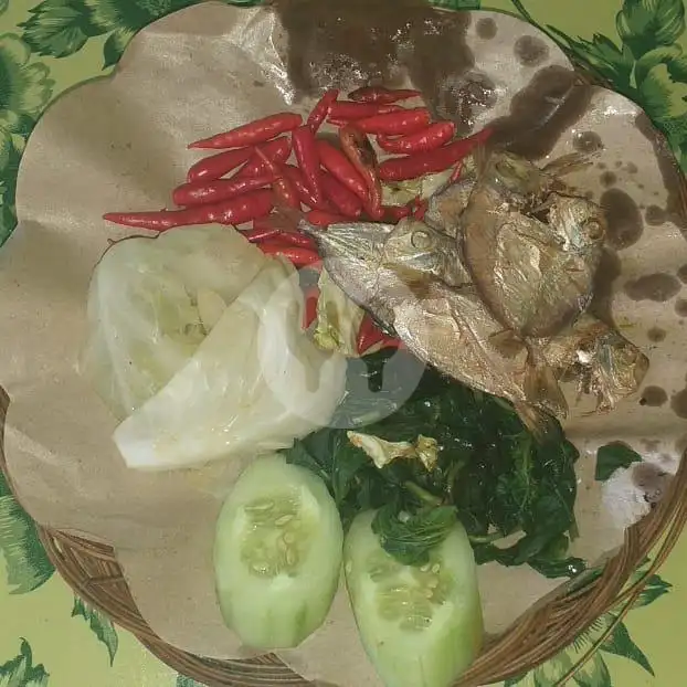 Gambar Makanan Nasi Tempong Keyla, Pulau Batanta 19