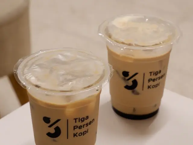 Gambar Makanan Tiga Persen Kopi 4