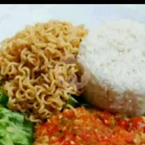 Gambar Makanan Warmindo Maya 7