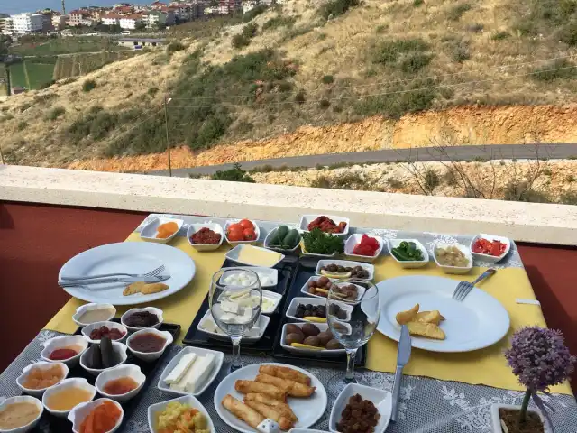 Villa Garden Restoran & Cafe'nin yemek ve ambiyans fotoğrafları 10